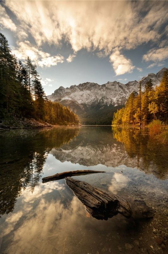 (via Drifter By Michael Bottari / 500px)