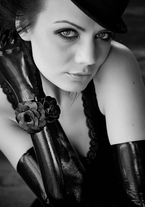 kinkykara:  Awesome!