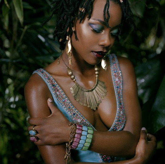 dark skin black women appreciation post. behold mothafuckas!