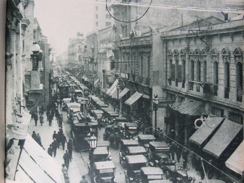 Tráfico urbano en Santiago de Chile, Revista Zig-Zag, 1926.