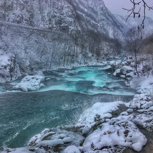 lilium-bosniacum:Štrbački buk, Una National Park / Bihać, Bosnia / Adil Delismailović 