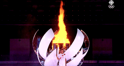 kianursegf:NAOMI OSAKA lights the Olympic cauldron at the 2020 Tokyo Olympic Games