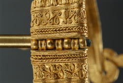 didoofcarthage:  Details from a pair of wrist