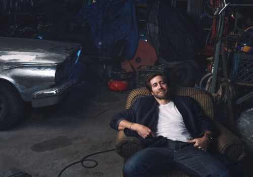 just-just-gyllenhaal: Esquire Magazine Photoshoot(2022) pics..