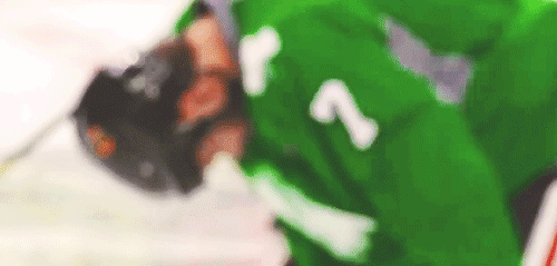 darthtulip:  3/16/14: Happy St. Patty’s Day from the Chicago Blackhawks (X) 