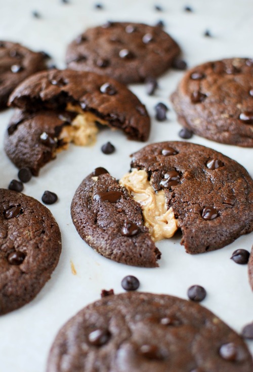 foodffs:Peanut Butter Stuffed Chocolate Cookies Really nice recipes. Every hour. Show me what you co