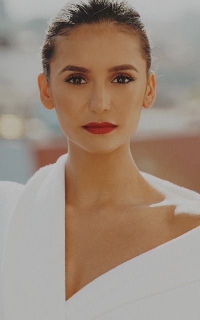 aktorka - Nina Dobrev - Page 3 5a3493d2820f7bc8d39406903e01bb2698a2f950