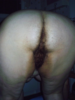 hairywomenrock:  Mature Hairy!!!