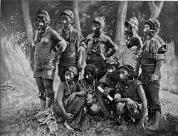 nextecuiltentetl:  Naga women from the Patkoi