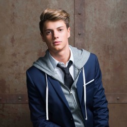 sexystraightguyscaught:     Jace Norman PT 2. I’ve got more ;) want more?
