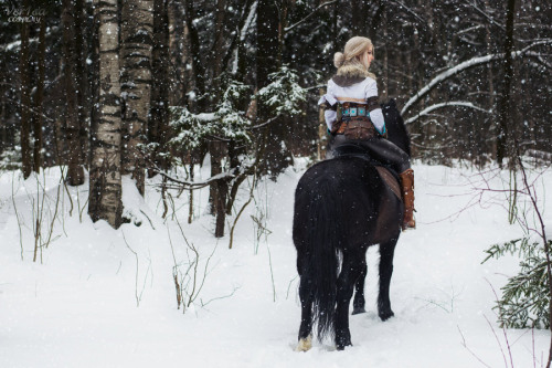  Ciri and White FrostYou can see the backstage video from this shoot https://youtu.be/rJy8qD23nKYC