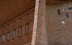 archatlas:  The Intricate, Undulating Brickwork at Eladio Dieste’s Cristo Obrero Church in UruguayGonzalo Viramonte has released a series of photographs that focus in on the use of bricks by engineer Eladio Dieste in his Atlántida Cristo Obrero church.