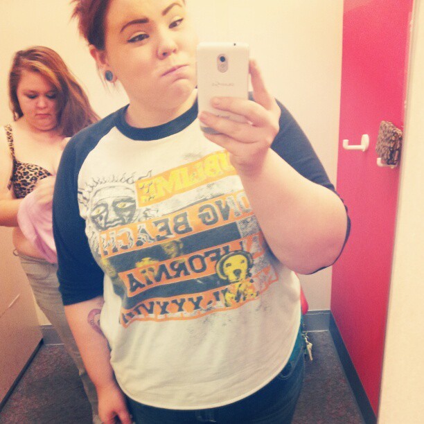funeral-0f-hearts:  #changingroom #target #bra #ooglyface #bestfriends @plumpupthevolume