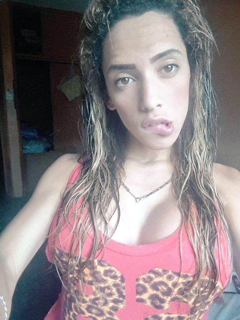 alice-in-the-looking-glass:  I could fall head-over-cock in love with her!! 