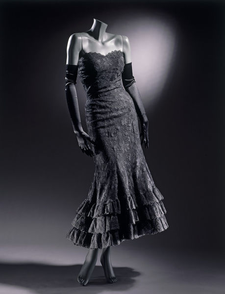 Design is fine. History is mine. — Coco Chanel, Evening dress, 1958. Paris.  V&A. This