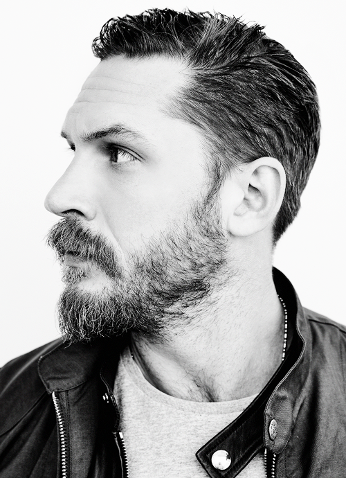 Porn photo mcavoys:    Tom Hardy of ‘Legend’ poses