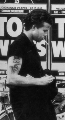 kkat1ee:  Tom Waits