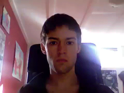 sizvideos:  Guy took a selfie everyday for 8 years. Watch the full video! 