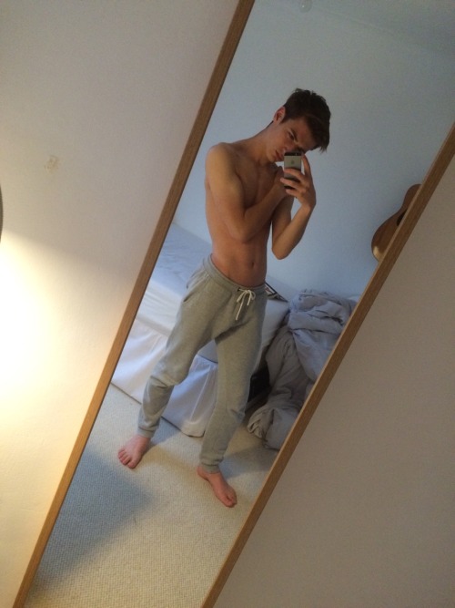 alanpalmsprings:  🌴 If you like what you see, please follow me: alanpalmsprings.tumblr.com🌴🌟 Please follow the source blogs too!🌟
