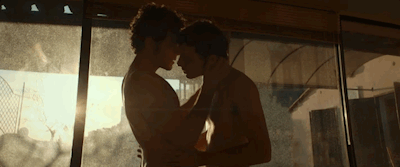 8f0d10a378e4e7d79d1deadcf35fb0dfc3215008.gifv