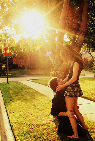 carpethedamndiem:  Stop. Now. Appreciate what is standing right in front of you.