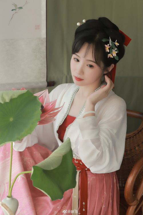 hanfugallery: chinese hanfu by 上遥居