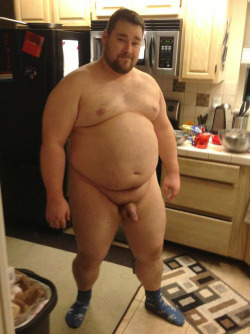 seanzlkn4adad:  bigbelliedboys:  chubshopper: