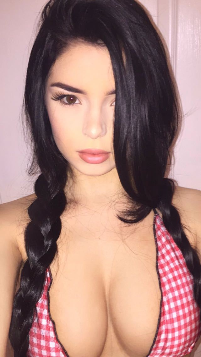 sextshoots:  submit  SextShoots
