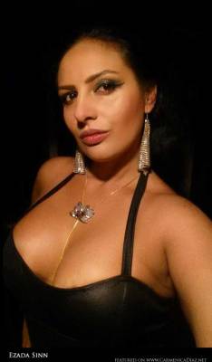 carmenicadiaz:  Ezada Sinn - beautiful as always.