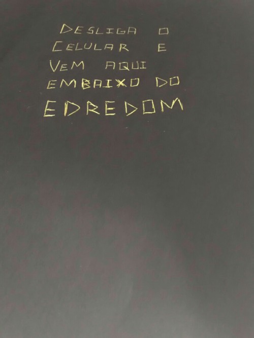 Porn Vem com nóxx q hoje ta pro crime 🔫 🔫 photos