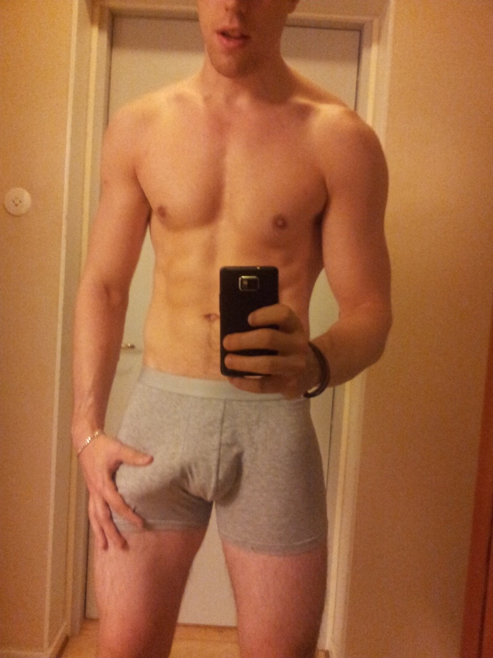 texasfratboy:  hot striptease and sweet underwear bulge!