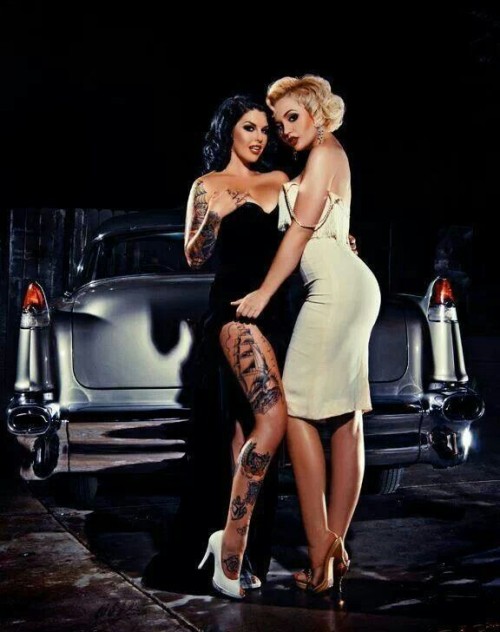 hotrod-girls:  Hotrod Pinup , check more here : http://hotrod-girls.tumblr.com/