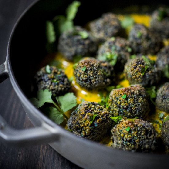 jamieskitchenblog:  Indian Spiced Lentil Meatballs.Source. 