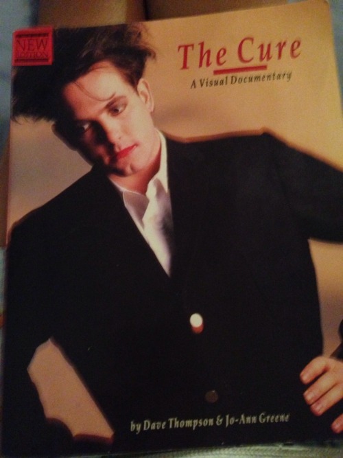 playbetweenthesheets: robert-smith-is-a-cat: My other cure book came in about two days ago, I can&rs