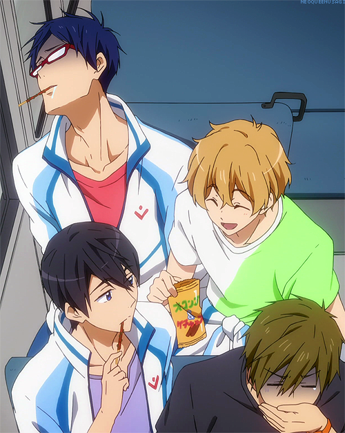  cuties on the bus (&gt;ω&lt;＊)   