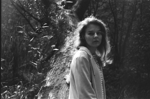 film from August'21 - Daria’s adventures in otherworldly forestNikon F-301, Zoom-Nikkor 35~70 Тасма 