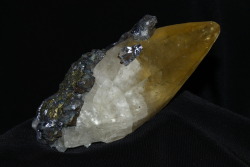 Calcite, galena, pyrite, chalcopyrite Sweetwater