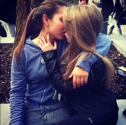 the-inspired-lesbian:  ♡ Love &amp; Lesbians ♡