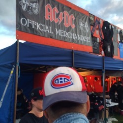 acdc-ukraine:  Perhaps this Habs fan couldn’t wait til Aug 31st to see his favorite band, so he went to Finland instead. #RockOrBustWorldTour by acdc
