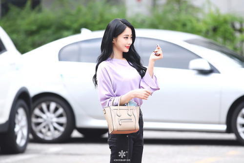 GYEONG REE18.07.06 | Music Bank Commute &copy; ICEICEBABY // do not edit