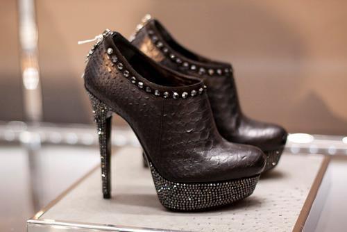 heelsfans.socialdoe.com/