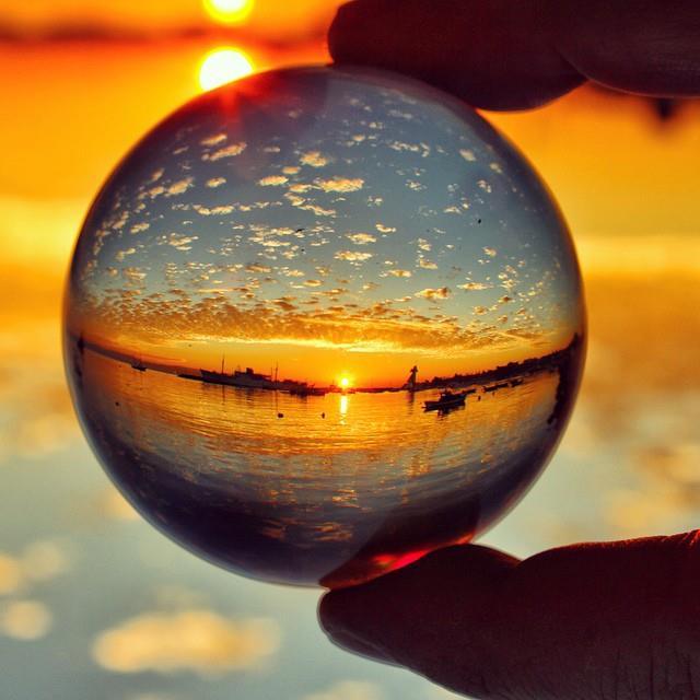 roll0ne:  Even clear glass can be amazing.   Wow