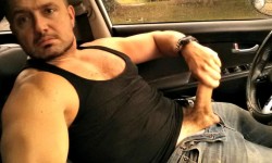eagle-spike69:  killing time in his car,