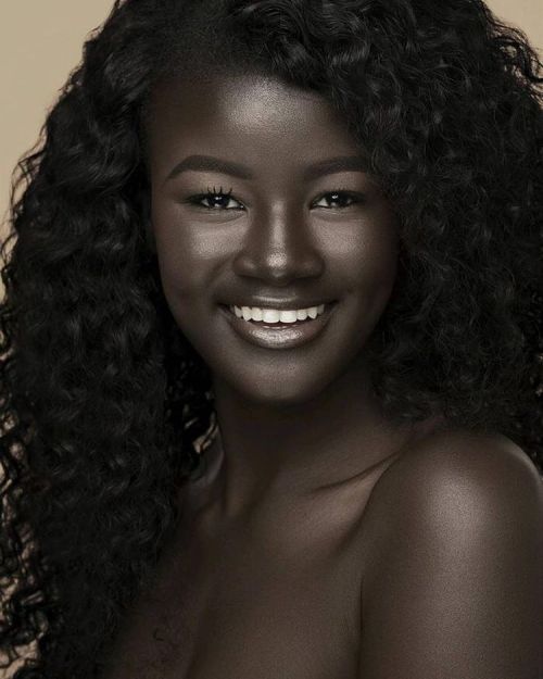 Sending love to @melaniin.goddess Once bullied for her rich dark complexion, you can now catch the i