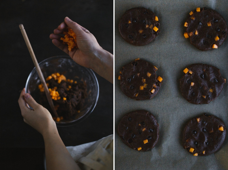 sweetoothgirl:  Pumpkin Chocolate Chip Cookies 