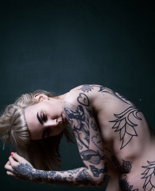 degenerate beauty queen