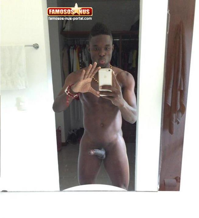 texaslove2013:  pcniggablack:  #boys / #bums / #cocks /  #bigblackdickYou like it?
