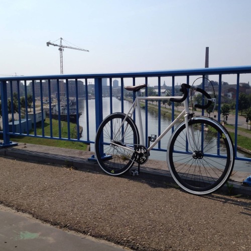 shinsaibashiarmy:Taking the Peugeot Galibier 501 fixed bike out for a ride when I still lived in Has