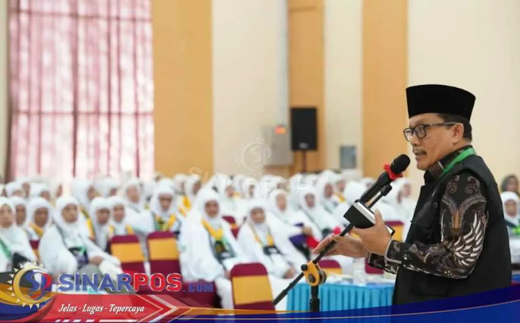 Jelang Keberangkatan Dr Zakirman Berpesan: "Jemaah Calhaj Jaga Kondisi Kesehatan"