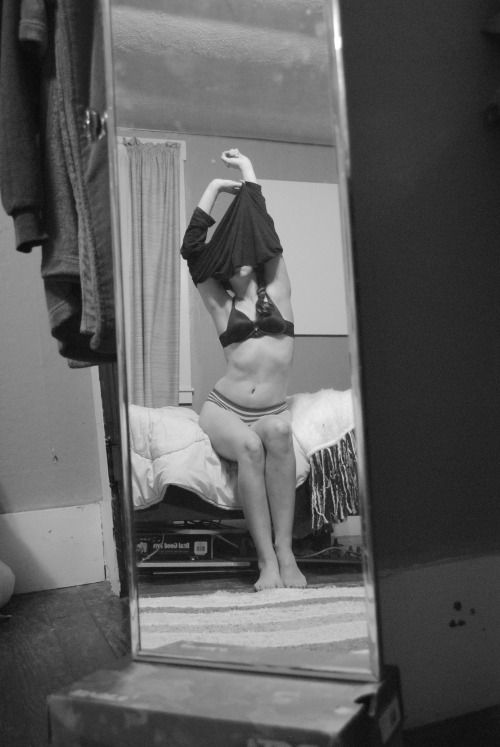 littlemissartchick:  Long days.